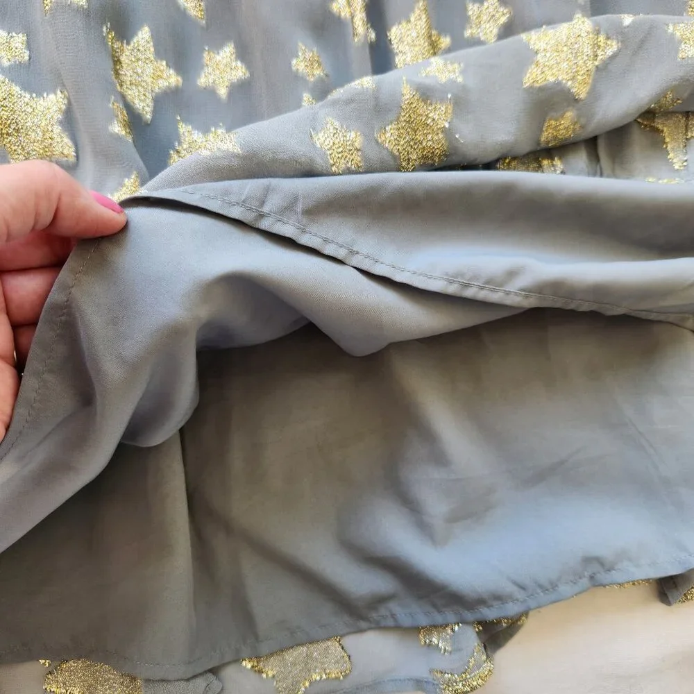 Loft Gold Star Print Shimmer Long-Sleeve Tiered Dress Gray Metallic Babydoll - Picture 6 of 11